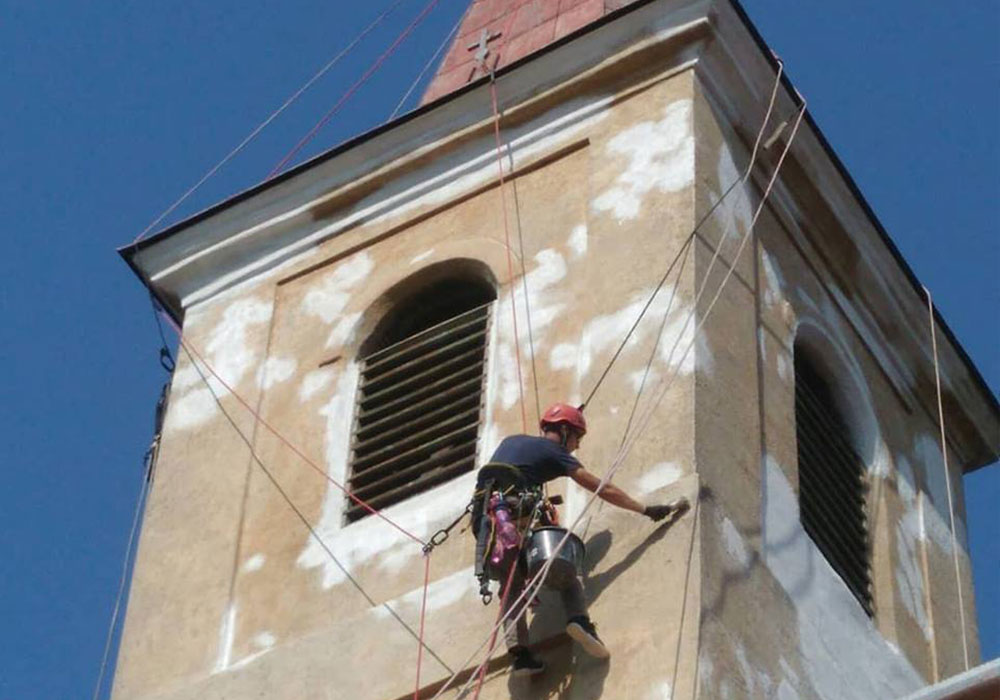 Vyspravovanie fasády na kostolnej veži